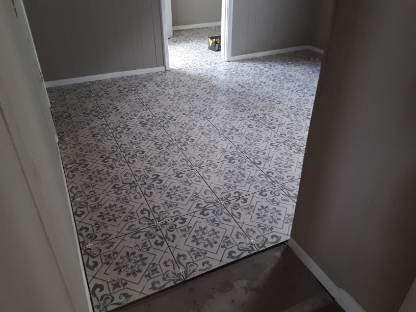 Patterned porcelain floor